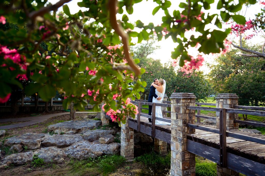 What is a Wedding Selfie Battle? San Antonio wedding venue